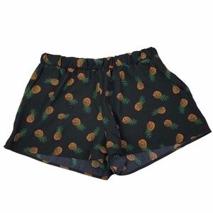 Miss Daisy Shorts Black Pineapple Print Size M